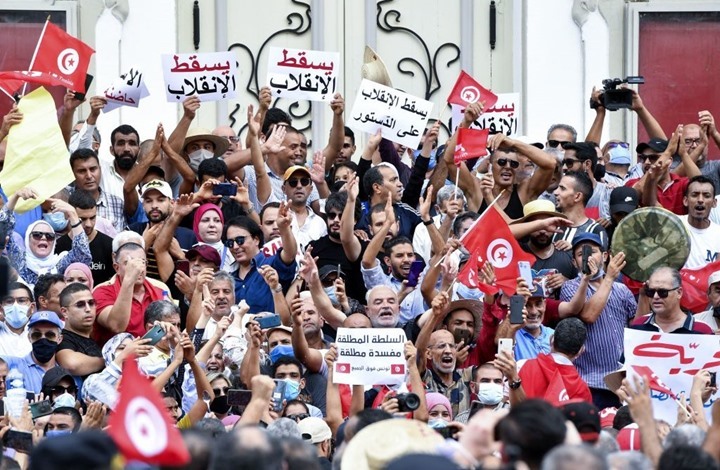 الانقلاب وتداعياته (7) : الى قيادة "المبادرة الديمقراطية - مواطنون ضد الانقلاب" ... لا تخذلوا الشارع ....