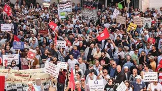 مسيرة17 أكتوبر  اختبار القوة بين اتحاد محاصَر وسلطة ترفض التفاوض
